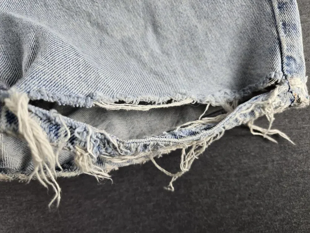 Vintage 90s Tommy Hilfiger Shorts Mens 33 Blue Denim Distressed Cutoff Jorts